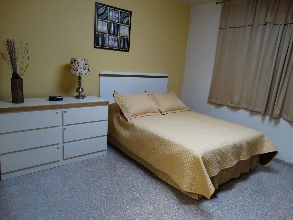 Hostal Universitario Сан-Херман Екстер'єр фото