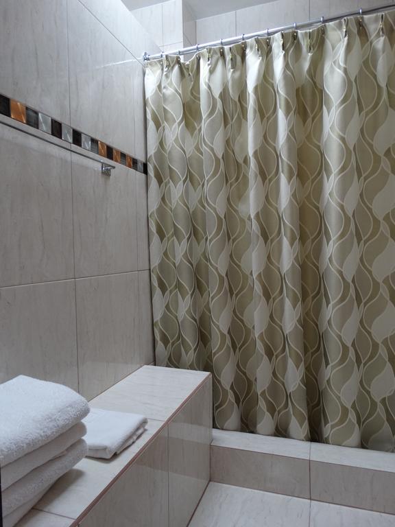 Hostal Universitario Сан-Херман Екстер'єр фото