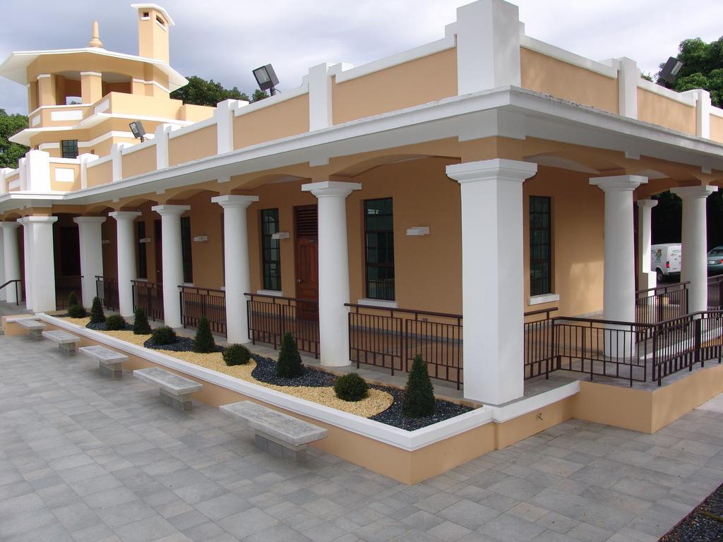 Hostal Universitario Сан-Херман Екстер'єр фото