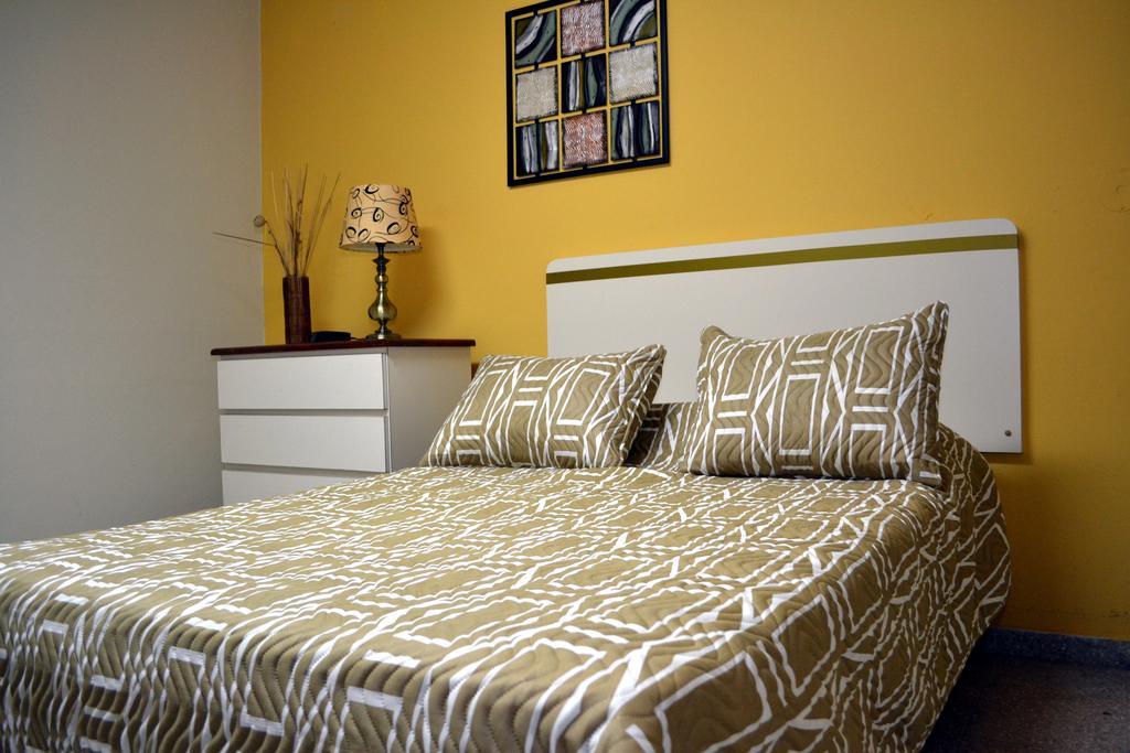 Hostal Universitario Сан-Херман Екстер'єр фото