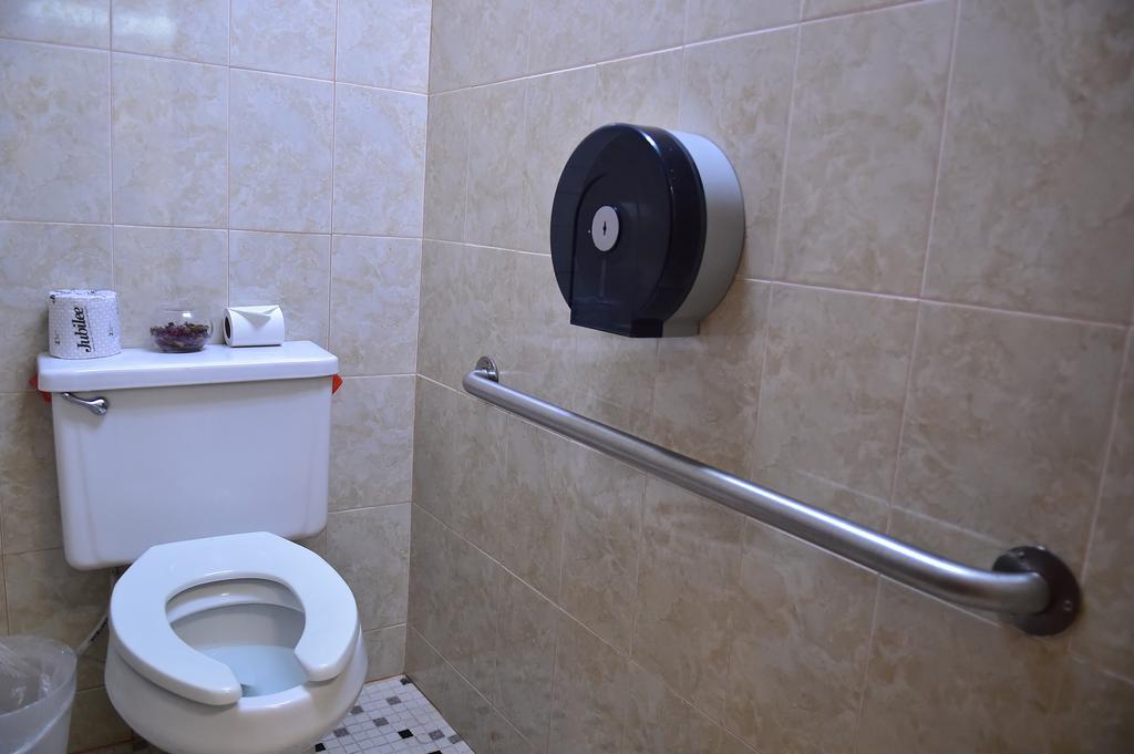 Hostal Universitario Сан-Херман Екстер'єр фото